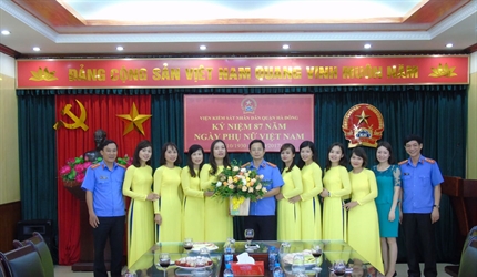 Viện KSND quận Hà Đông tổ chức buổi Lễ kỷ niệm 87 năm ngày phụ nữ Việt...