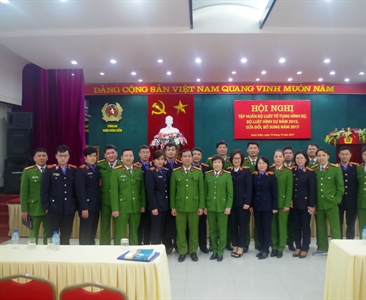 Tập huấn bộ luật tố tụng hình sự 2015 và bộ luật hình sự 2015 được sửa đổi,...