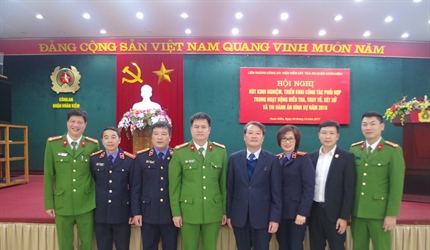 Viện KSND quận Hoàn Kiếm tổ chức Hội nghị  rút kinh nghiệm, triển khai...