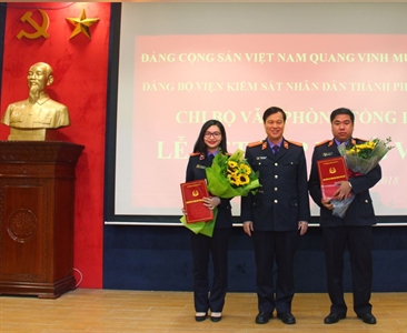 Niềm vui được đứng trong hàng ngũ của Đảng Cộng sản Việt Nam nhân dịp kỷ...