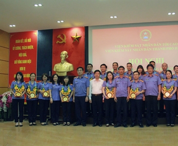 Viện KSND thành phố Hà Nội tổ chức Hội nghị gặp mặt, biểu dương  các gương...