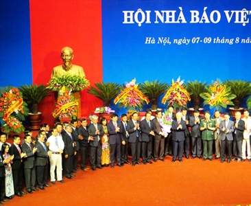 Báo chí phải thực sự là cầu nối giữa Đảng, Nhà nước và nhân dân