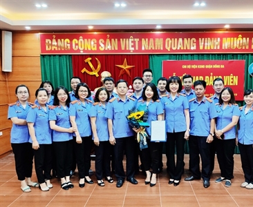 Chi bộ Viện KSND các quận Hoàn Kiếm, Đống Đa, Ba Đình tổ chức Lễ kết nạp...