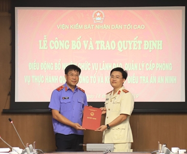 Công bố và trao Quyết định bổ nhiệm chức vụ lãnh đạo cấp phòng Vụ 1 Viện...