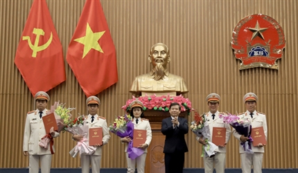 Trao Quyết định bổ nhiệm Kiểm sát viên Viện KSND tối cao và Lãnh đạo...