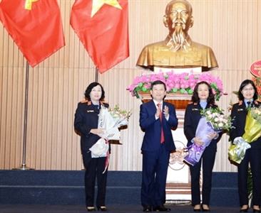 Đề nghị khen thưởng nữ cán bộ tiêu biểu nhân kỷ niệm 60 năm thành lập Ngành KSND