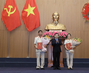 Trao Quyết định bổ nhiệm chức vụ Phó Viện trưởng VKSND tối cao và chức danh...