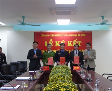 Liên ngành Công an - Viện kiểm sát - Tòa án nhân dân quận Hà Đông tổ chức...