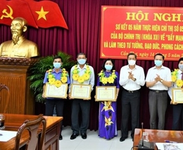 Đảng bộ VKSND TP Cần Thơ: Nhiều sáng tạo trong học tập, làm theo lời dạy của Bác