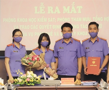 Ra mắt 02 đơn vị cấp phòng và công bố các quyết định về công tác cán bộ...