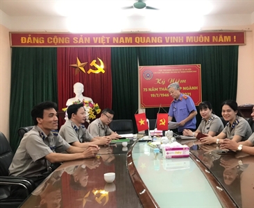 Viện KSND quận Hoàng Mai tăng cường công tác trực tiếp kiểm sát trên các...