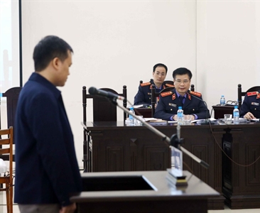 Xét xử cựu Phó Tổng cục trưởng Tổng cục Tình báo  14 năm tù về tội “Nhận hối lộ”