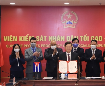 Hội đàm và ký kết Chương trình hợp tác giữa VKSND tối cao Việt Nam và VKS...