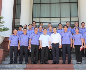 Viện trưởng Lê Minh Trí làm việc với VKSND thành phố Đà Nẵng