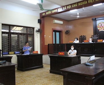 Viện kiểm sát - Tòa án nhân dân huyện Gia Lâm phối hợp tổ chức phiên tòa...