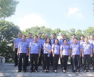 Viện KSND thành phố Hà Nội dâng hương tưởng nhớ đồng chí Hoàng Quốc Việt -...