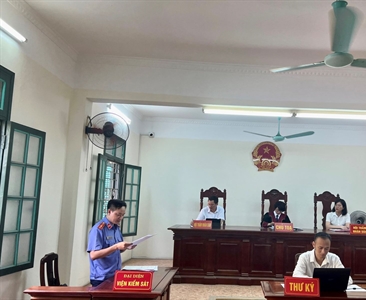 Viện KSND quận Nam Từ Liêm phối hợp với Tòa án cùng cấp tổ chức phiên tòa...