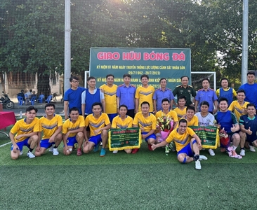 Giao hữu bóng đá chào mừng kỷ niệm 63 năm ngày thành lập ngành Kiểm sát nhân dân