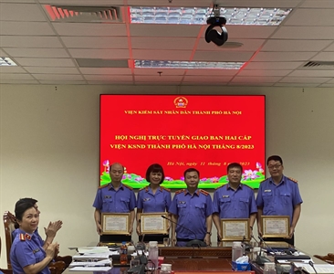 Khen thưởng đột xuất các tập thể và cá nhân có thành tích xuất sắc trong 06...