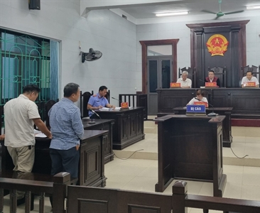 Viện KSND huyện Phú Xuyên phối hợp với Tòa án cùng cấp tổ chức phiên tòa rút...