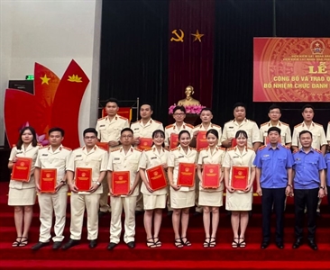 Lễ công bố và trao quyết định bổ nhiệm chức danh Kiểm tra viên của hai cấp...