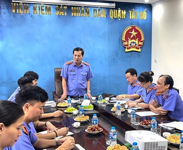 Viện KSND thành phố Hà Nội kiểm tra việc thực hiện quy chế dân chủ tại Viện...