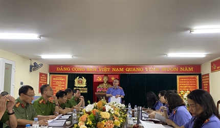 Phòng 8 Viện KSND thành phố Hà Nội trực tiếp kiểm sát việc tuân theo...