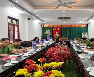 Phòng 8 Viện KSND thành phố Hà Nội tiến hành trực tiếp kiểm sát việc thi...