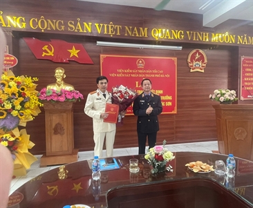 Lễ công bố và trao Quyết định điều động giữ chức vụ Phó Viện trưởng Viện...