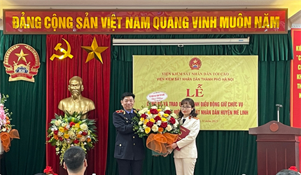 Công bố và trao Quyết định bổ nhiệm chức vụ Phó Viện trưởng Viện KSND...