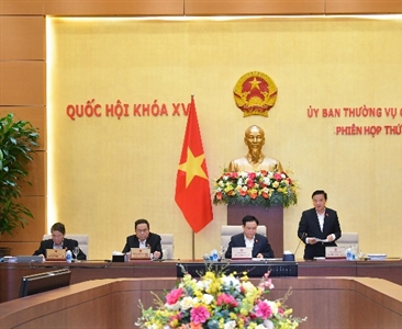 Uỷ ban Thường vụ Quốc hội xem xét tờ trình của VKSND tối cao về giao bổ sung...