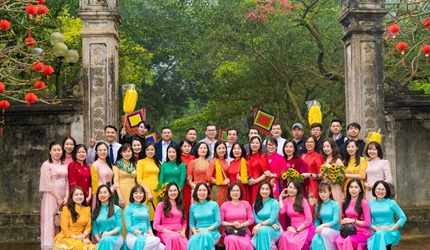 Tưng bừng gặp mặt nhân kỷ niệm 114 năm Ngày Quốc tế Phụ nữ (08/3/1910 -...