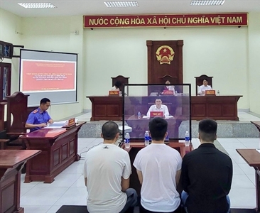 Viện KSND quận Cầu Giấy phối hợp với Tòa án cùng cấp tổ chức phiên tòa hình...