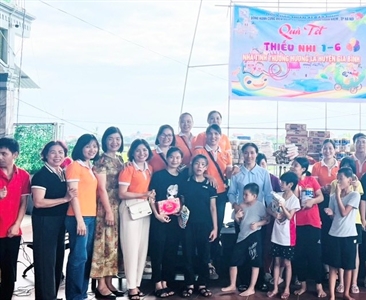 Viện KSND quận Hoàn Kiếm đồng hành cùng Câu lạc bộ “Nồi cháo nhân ái tỉnh...