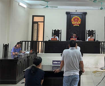 Viện KSND thị xã Sơn Tây phối hợp Tòa án nhân dân thị xã Sơn Tây tổ chức...