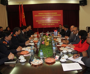 Đoàn đại biểu Viện kiểm sát tối cao nước Cộng hòa Cuba đến thăm và làm việc...