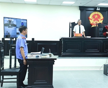 Viện KSND thành phố Hà Nội phối hợp với TAND thành phố Hà Nội tổ chức phiên...