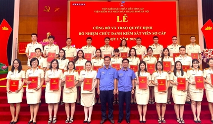 Lễ công bố và trao quyết định bổ nhiệm chức danh Kiểm sát viên sơ cấp...