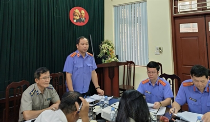 Viện KSND huyện Quốc Oai thực hiện kiểm sát trực tiếp công tác thi hành...