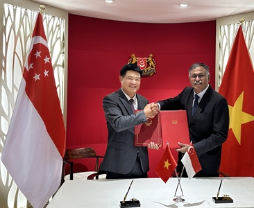 Việt Nam và Xinh-ga-po ký Hiệp định tương trợ tư pháp về hình sự