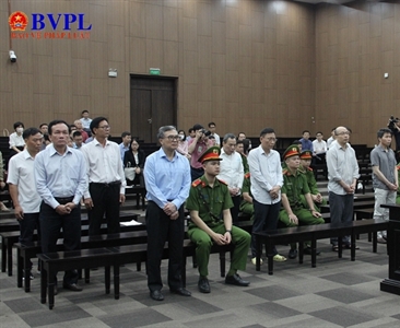 Cựu Thứ trưởng Bộ Công thương Hoàng Quốc Vượng cùng 11 bị cáo, gây thiệt hại...