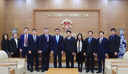 Viện trưởng VKSND tối cao tiếp Chủ tịch Cơ quan phòng chống tham nhũng...