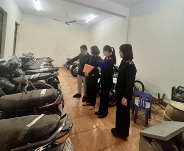 Viện KSND quận Nam Từ Liêm kiểm sát đột xuất công tác tiếp nhận, quản lý, xử...