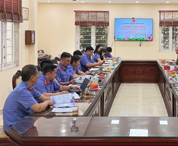 Viện KSND huyện Đông Anh tổ chức buổi Gặp mặt các đồng chí cán bộ hưu trí để...