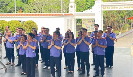 Viện KSND quận Đống đa tổ chức hành trình về Địa chỉ đỏ hướng tới kỷ...