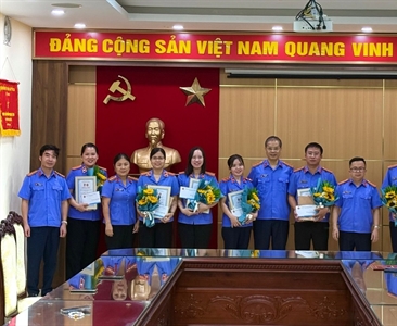 Đoàn thanh niên Viện KSND huyện Đông Anh tổ chức Lễ trưởng thành Đoàn chào...
