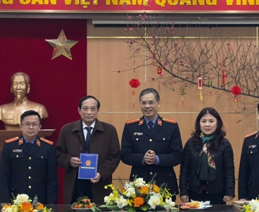 Viện KSND huyện Ba Vì, Đông Anh tổ chức Gặp mặt cán bộ hưu trí nhân dịp Xuân...