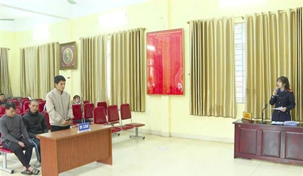 Viện KSND -TAND huyện Gia Lâm phối hợp xét xử lưu động 03 vụ án sản...