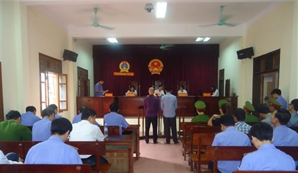 Hiệu quả từ việc tổ chức phiên tòa rút kinh nghiệm các vụ án hình sự...