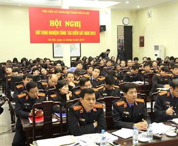 Phải nhìn thẳng vào khuyết điểm, hạn chế để khắc phục